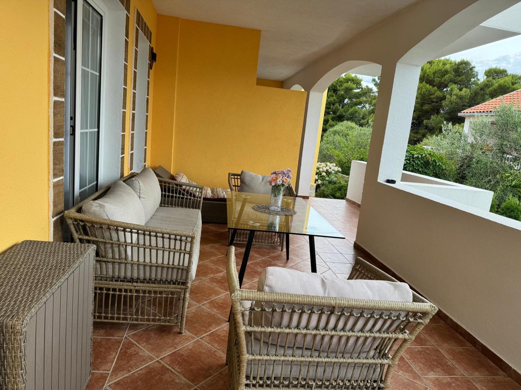 Apartments Brac Supetar Ngoại thất bức ảnh